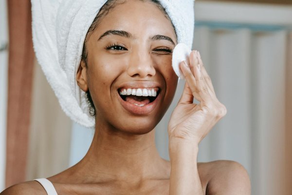 What Are the Most Effective Skincare Products for Reducing Hyperpigmentation?